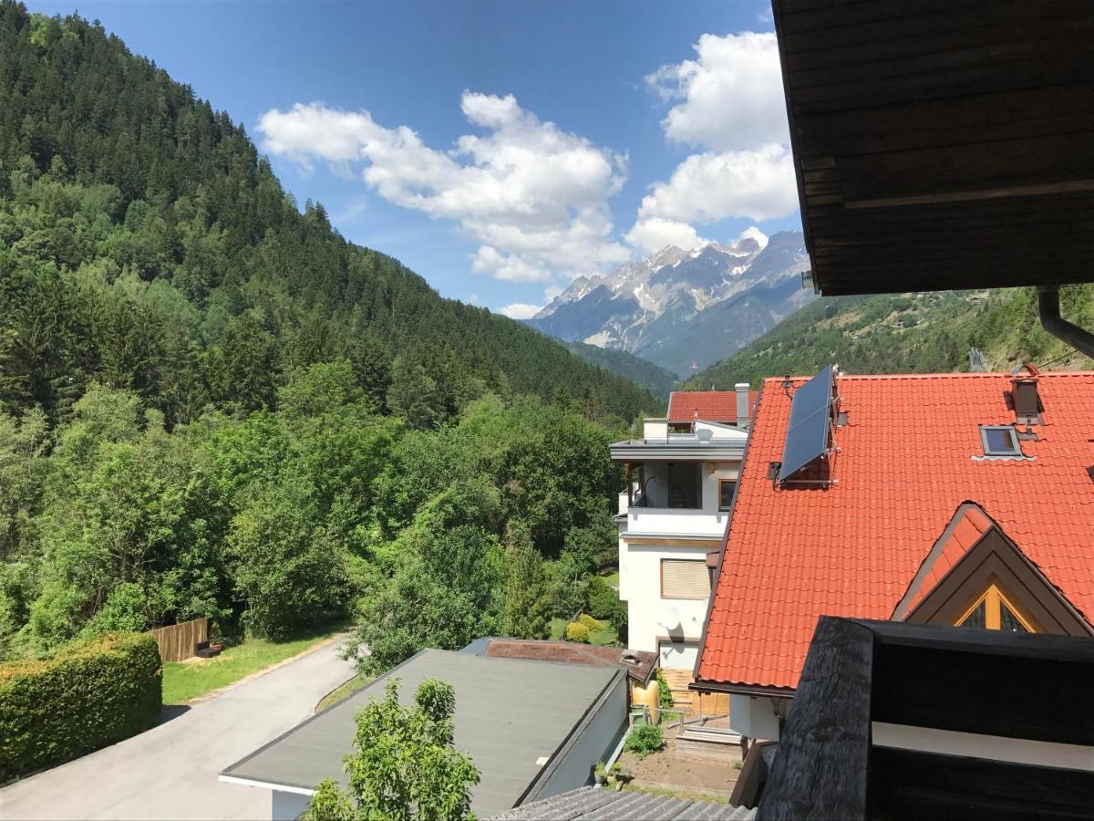 Gasthof Zum Loewen Landeck Exterior photo